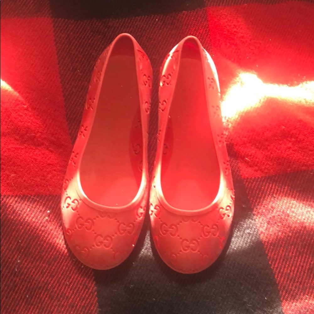 Gucci flats